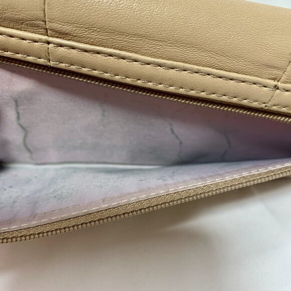 COACH Kristin Beige Leather Credit Card ID Window Trifold Wallet Lavender INT - Picture 10 of 16